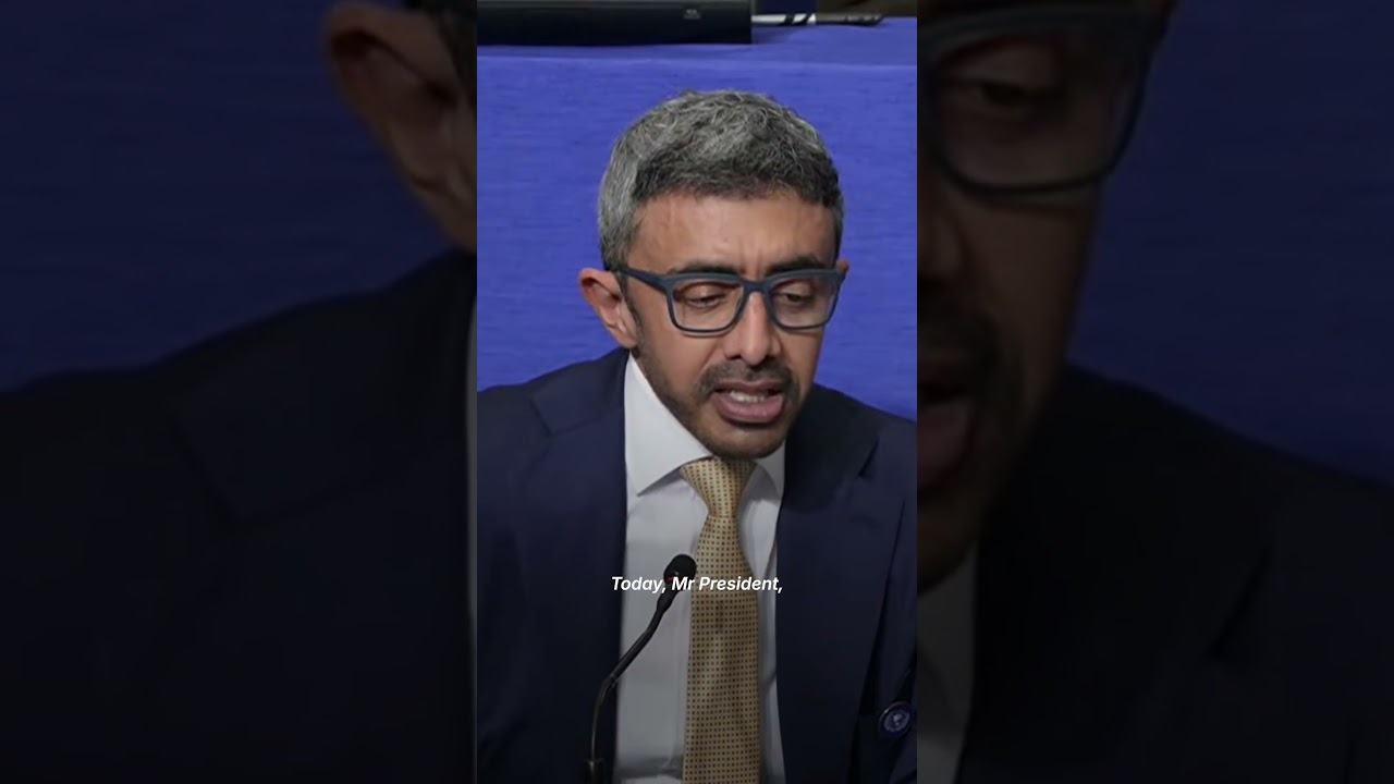 &laquo;Во время Рамадана мы молимся за ваши успехи&raquo;, &mdash; сказал шейх Абдулла бин Заид Трампу.
