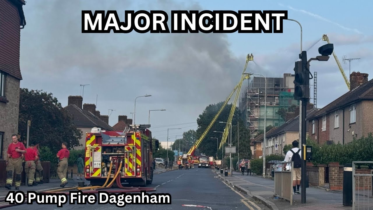 *MAJOR INCIDENT MAKE PUMPS 40* LONDON FIRE BRIGADE RESPONSES TO  FLAT FIRE IN DAGENHAM
