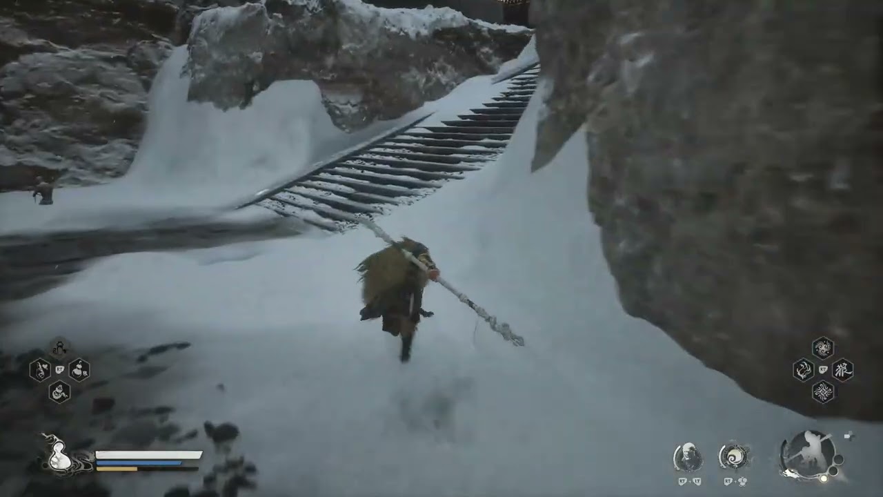 maiky wukong vs monje del mar,tiene unos brazos muy largos