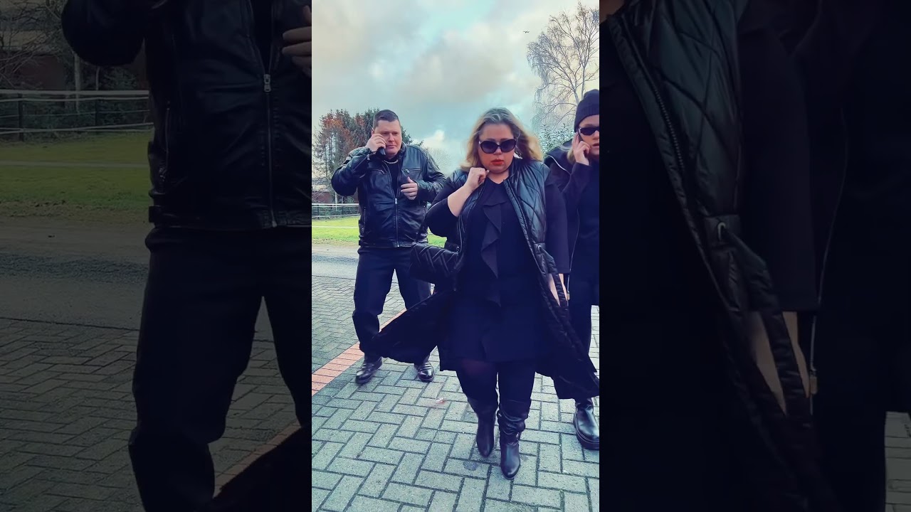 Wo w&uuml;rdest du so hin gehen? #maskiergang #probierenmitkarina