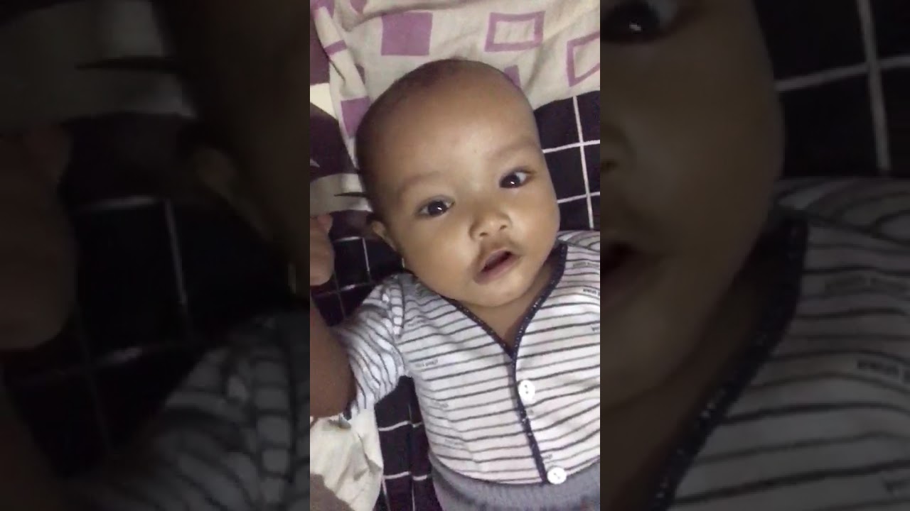 Usia genap 4bln, BabyBoy🥰😘Semoga Kesehatan dan Keberkahan selalu menyertai.Amiin yra.