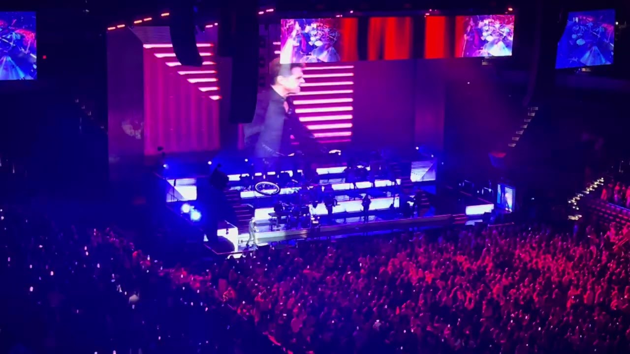 Luis Miguel in Oklahoma City 2023 (Medley)