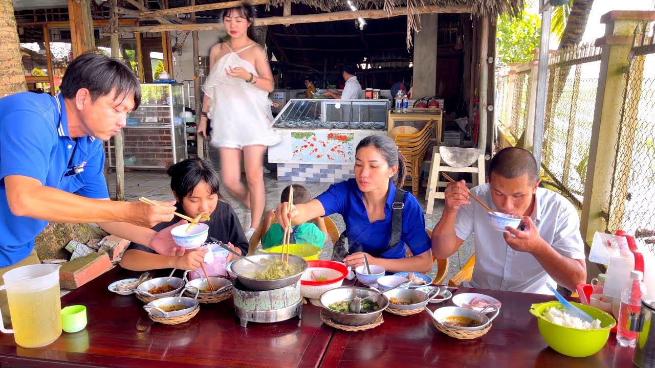 Cơm phần cá đồng hậu giang ngon tuyệt, đậm chất quán đồng quê