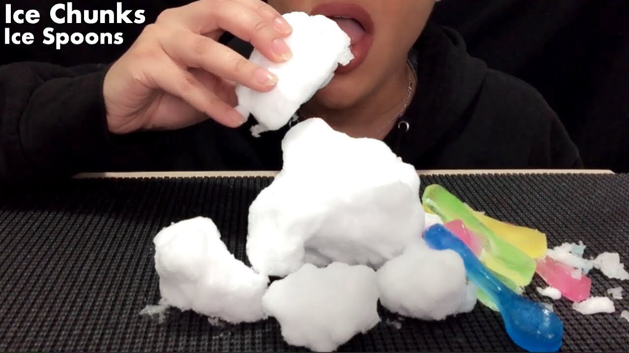 ASMR FLUFFY CHUNKS AND RAINBOW SPOONS