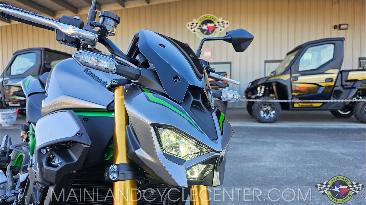 UPDATED 2025 KAWASAKI Z900 SE WALK AROUND