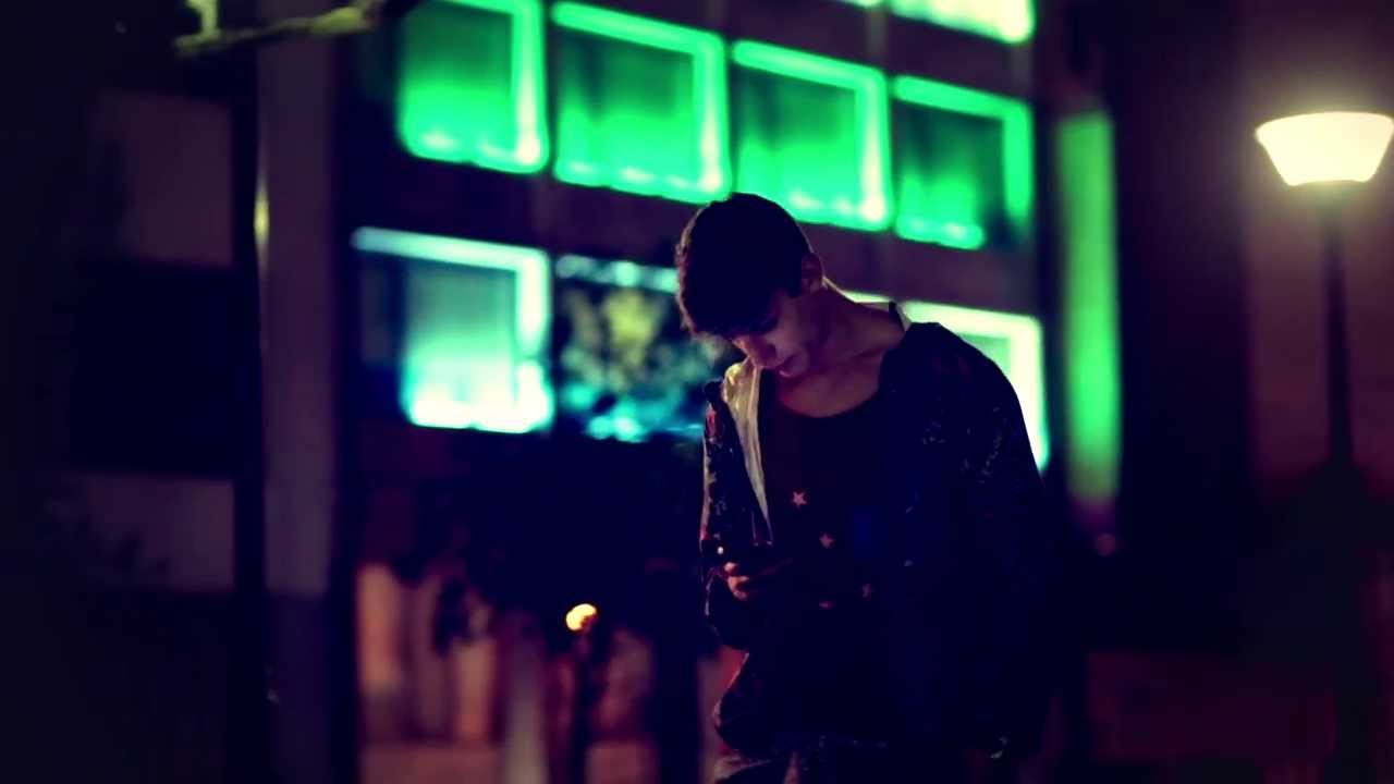 &Pi;ά&nu;&omicron;&sigmaf; &Kappa;&iota;ά&mu;&omicron;&sigmaf; - &Delta;&epsilon; &mu;&omicron;&upsilon; &pi;&epsilon;&rho;&nu;ά&sigmaf; - Official Video Clip