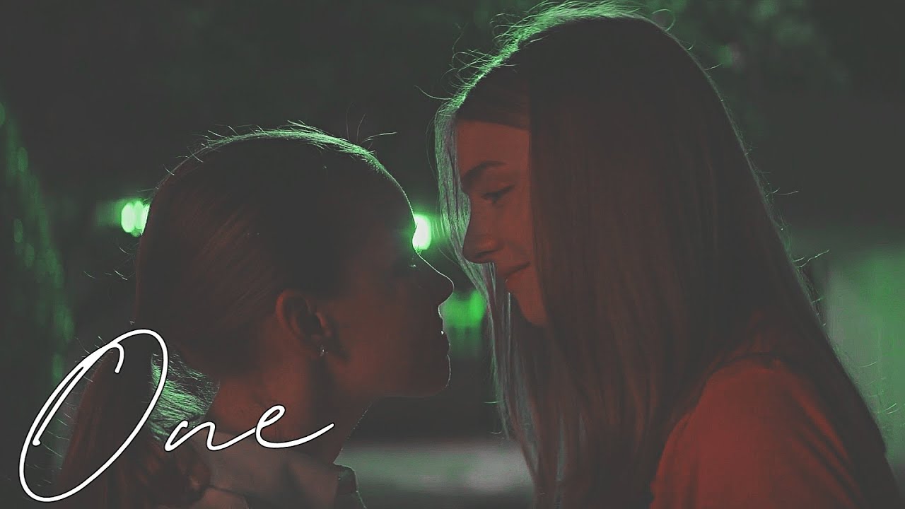 Multilesbian | The One