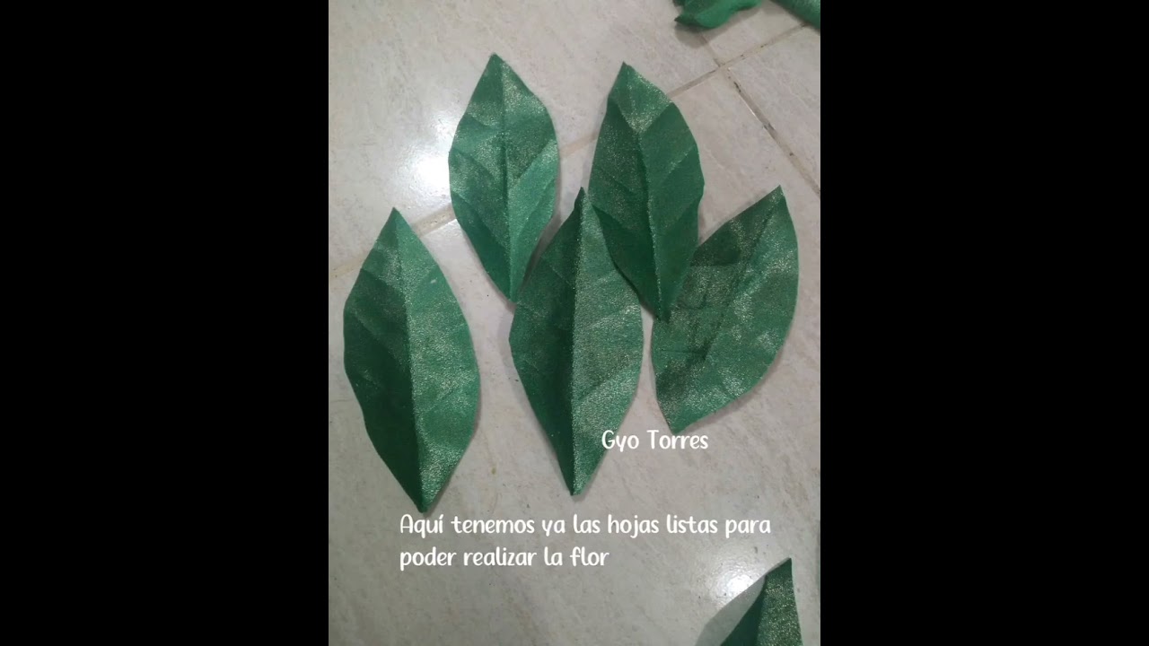 Flor en tela velvet. Paso a paso de como la elabor&eacute;