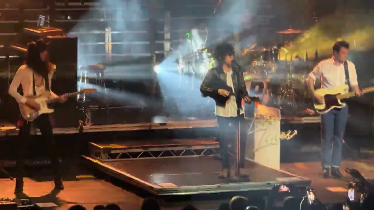 LP live in Zürich 2024 Golden