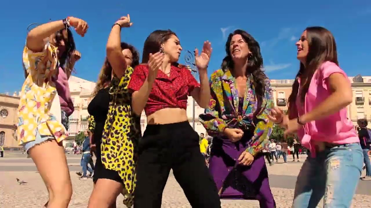 La Mare - El Escaparate (ft. Las Mónicas). Videoclip oficial
