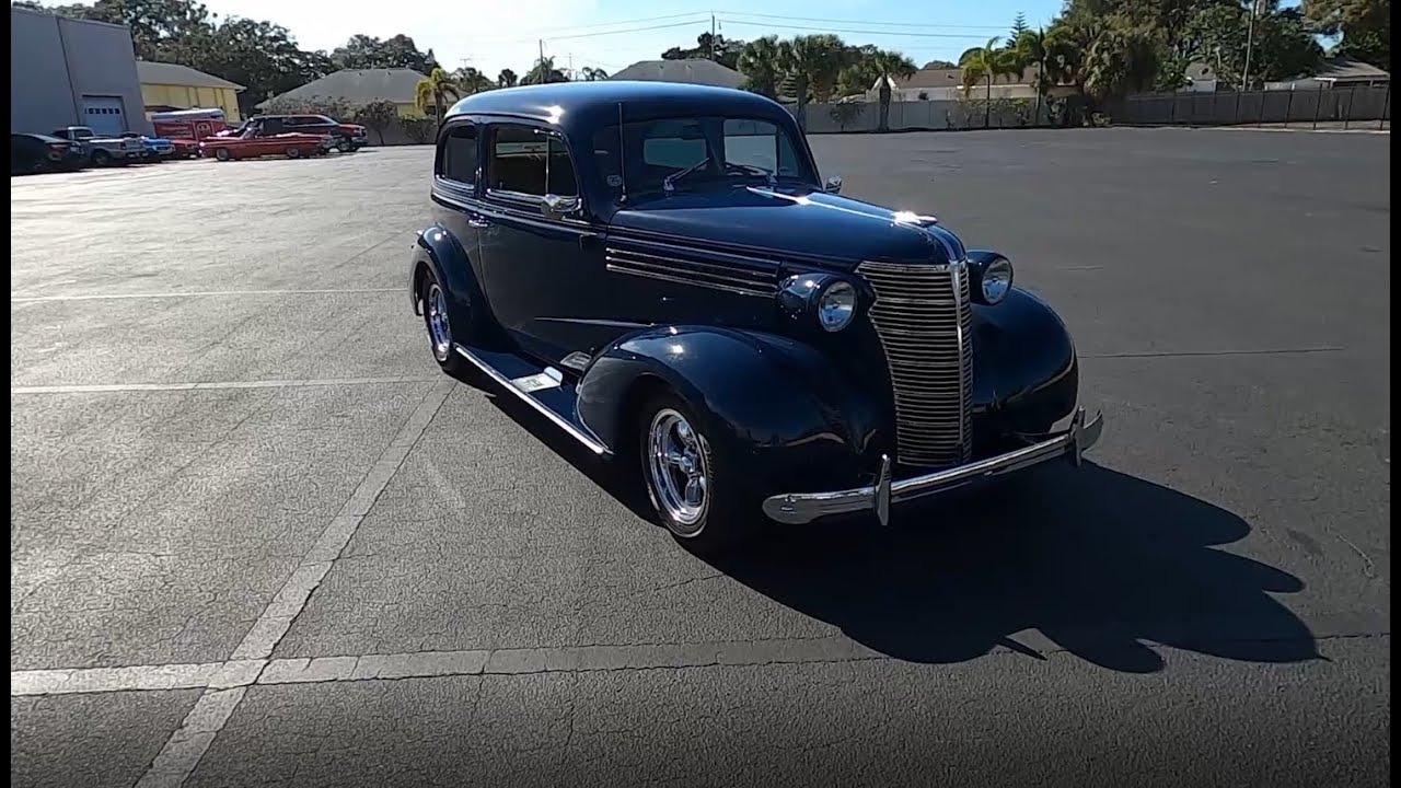 1938 Chevrolet Sedan Deluxe