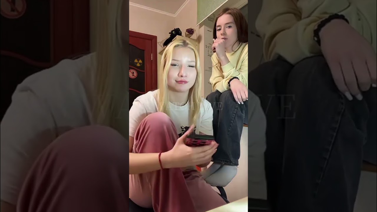 routine 🤩 of two beautiful girls before bed😴💤