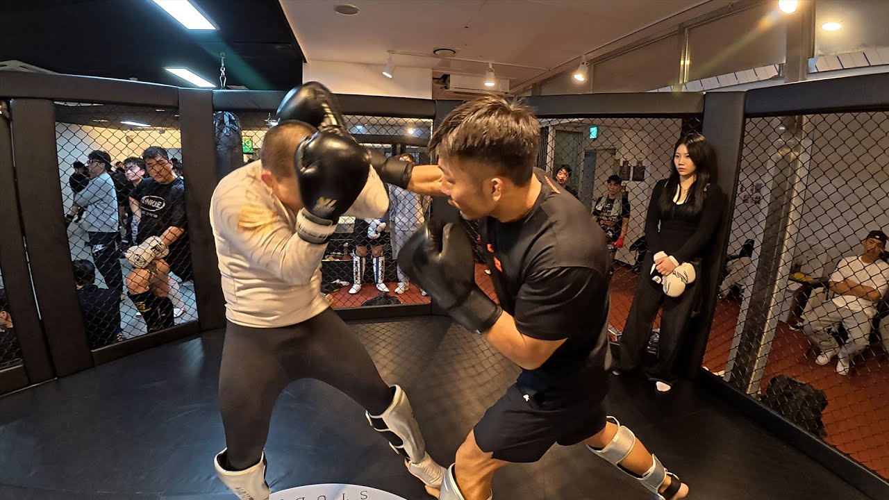 데뷔를 결심하고 150명 앞에서 정한국과 싸우는 김아무게