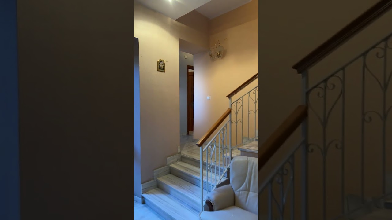 In vendita: Casa con Garage – Via Minisale, 10-12, Bronte (CT)