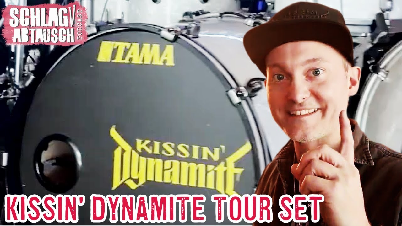 So sieht das Tour-Drumset von Kissin’ Dynamite aus - mit Drummer Sebastian Berg