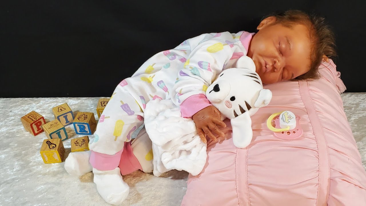 New reborn baby!! 🥰❤💖💝 And dresses from Aliexpress. Come cool off with me for a bit. 🥵💦