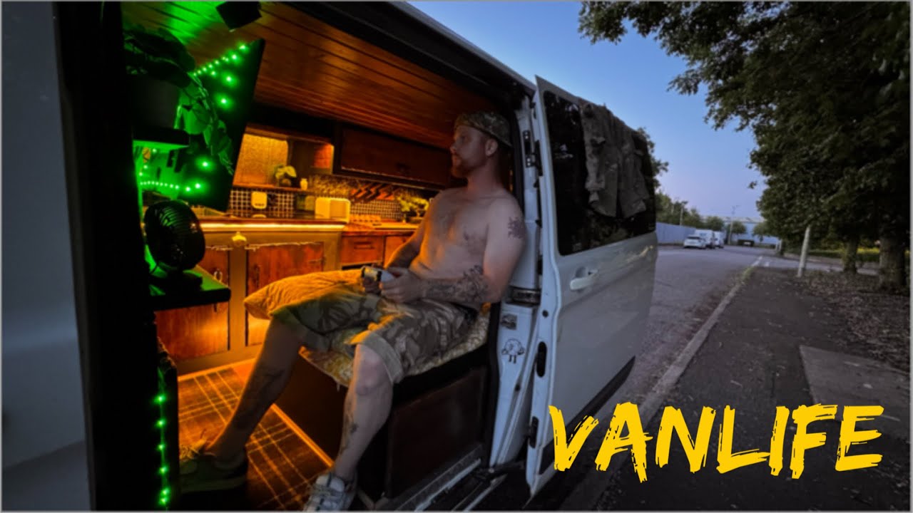 Vanlife In the Summer 35°C | Sea Swim | Deluxe Steak | PS5