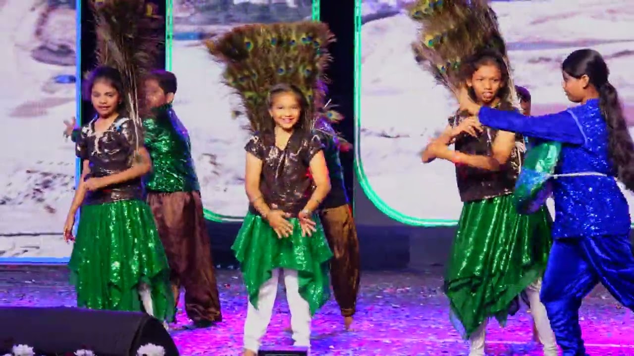 Dancing like a peacock, shining with every move 🦚💃