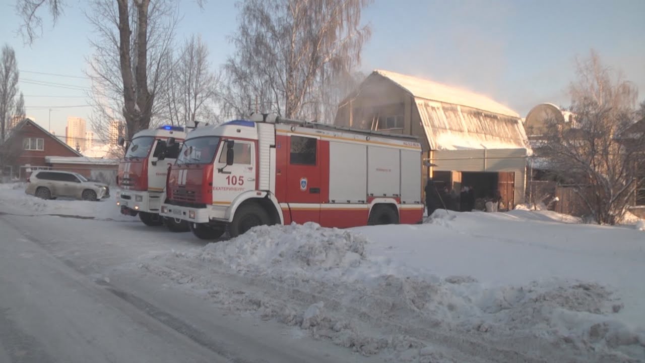 Цыганский дом сгорел на 40 квадратах