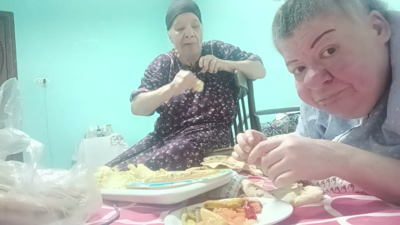 اكله فول ومخلل 👍👍👍🌶️🌶️🌶️🫑🫑🫑