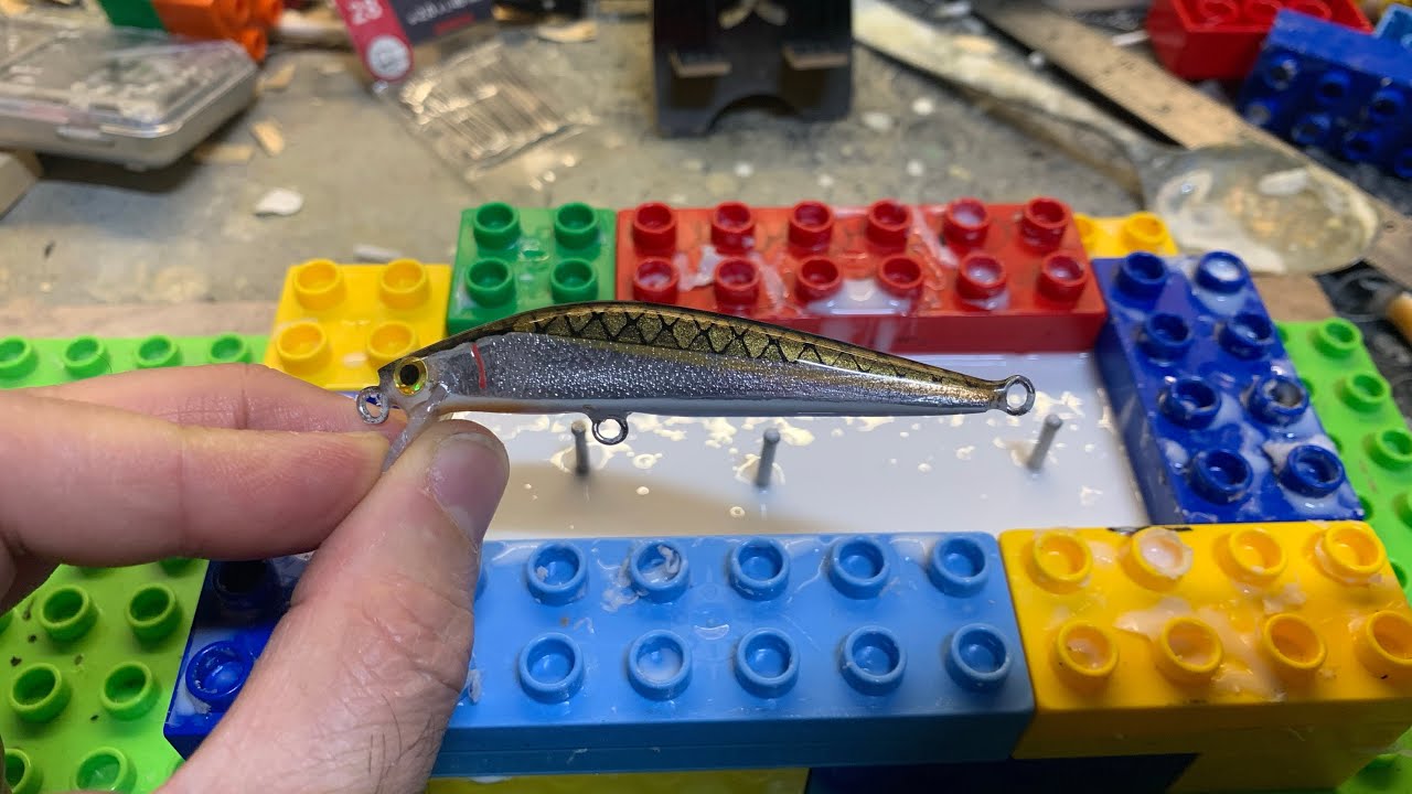 Realizziamo insieme uno stampo in gomma siliconica di un minnow 8cm affondante - parte 2