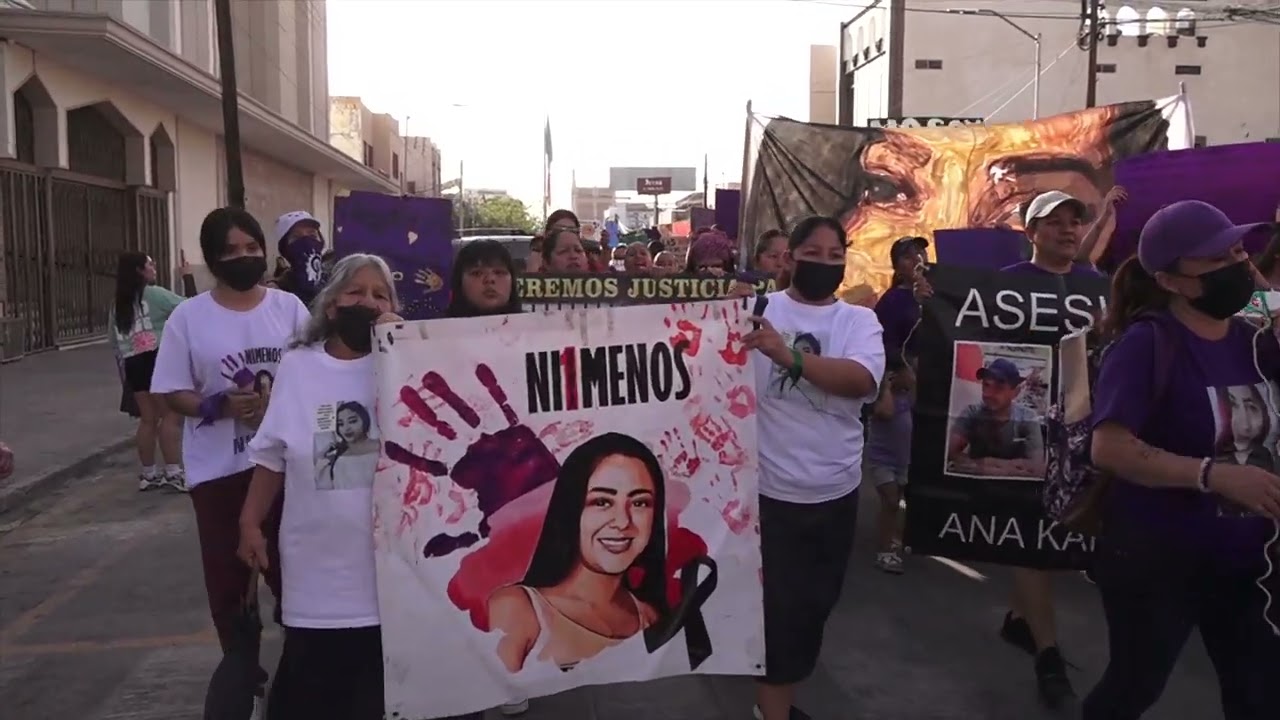 Llevan a cabo Marcha 8M en La Laguna
