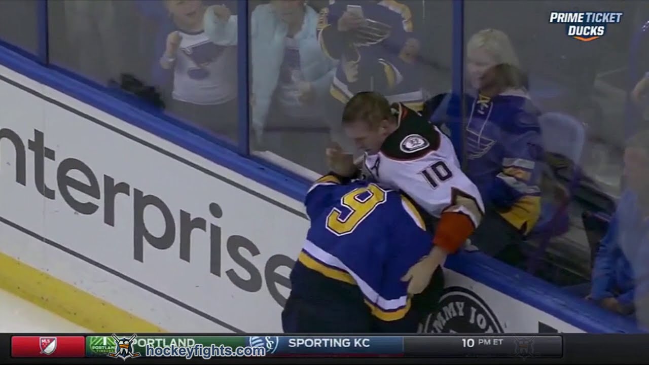 Corey Perry vs Steve Ott Oct 29, 2015
