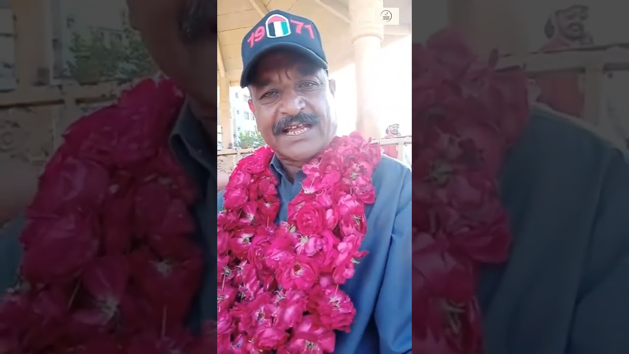 Ustad Haji Muhammad  Yousuf Ustad Aslam Sindhi bat cheet karte huwe shok ke hawale se