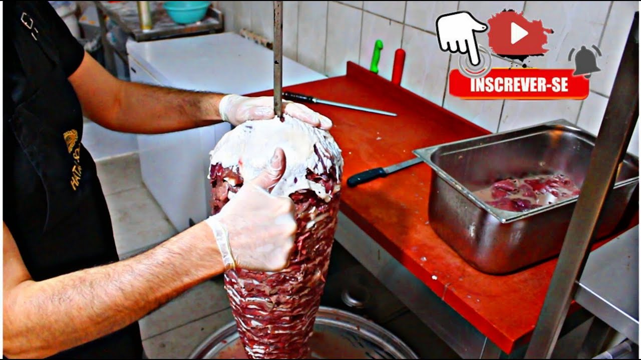 شاورما اللحم 🥩طعام الشارع التركي🇹🇷 YAPRAĞI ET DÖNER🇹🇷🇹🇷