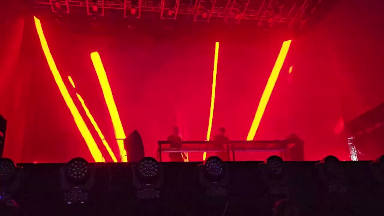 The Chemical Brothers - DJ Set @ Cosquín Rock 2026, Córdoba, Argentina 
