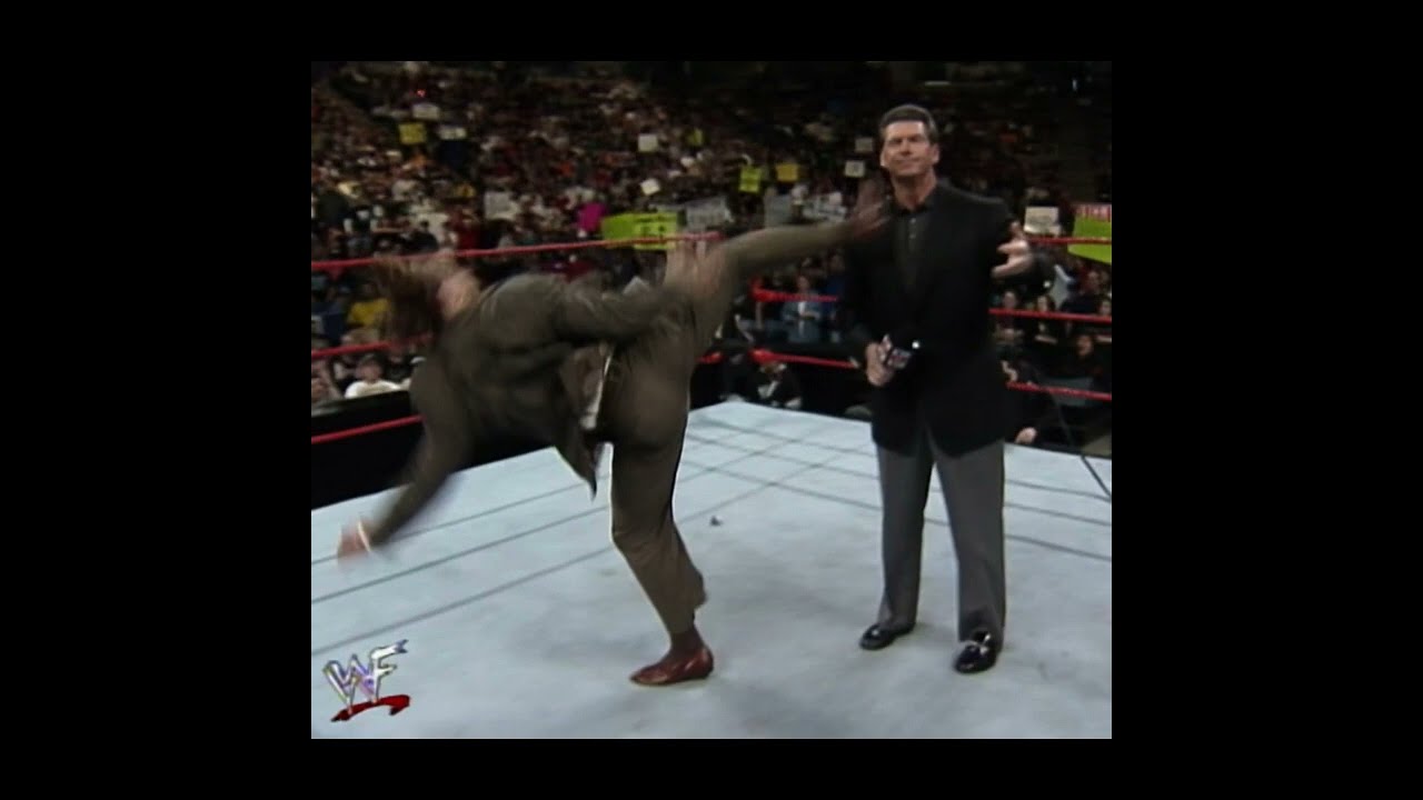 WWE Raw Is War- December 28, 1998