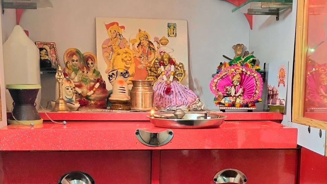 आइए दिव्य मंदिर में |मन को शान्ति मिलेगी | घंटी की आवाज