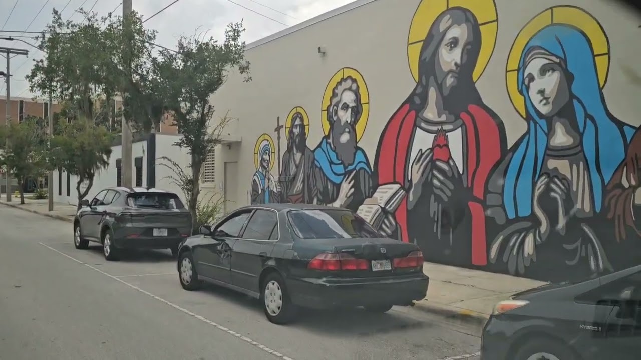 Traveling through the beautiful city of Winter Haven, Florida.