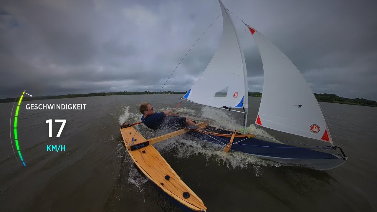 Folding Kayak (Pouch RZ85) with outrigger 9Kn