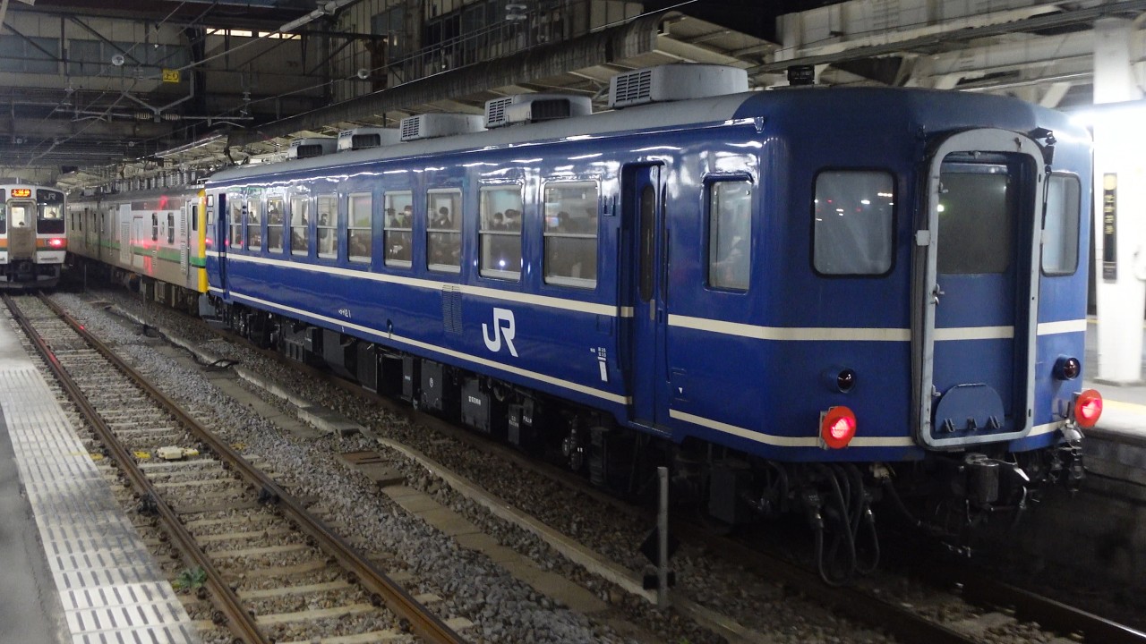 E493系01編成+オヤ12-1 秋田入場配給(廃車回送) 高崎駅到着