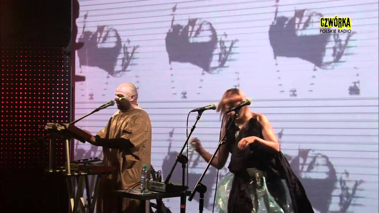 Skinny Patrini - Switch off (czw&oacute;rka live)
