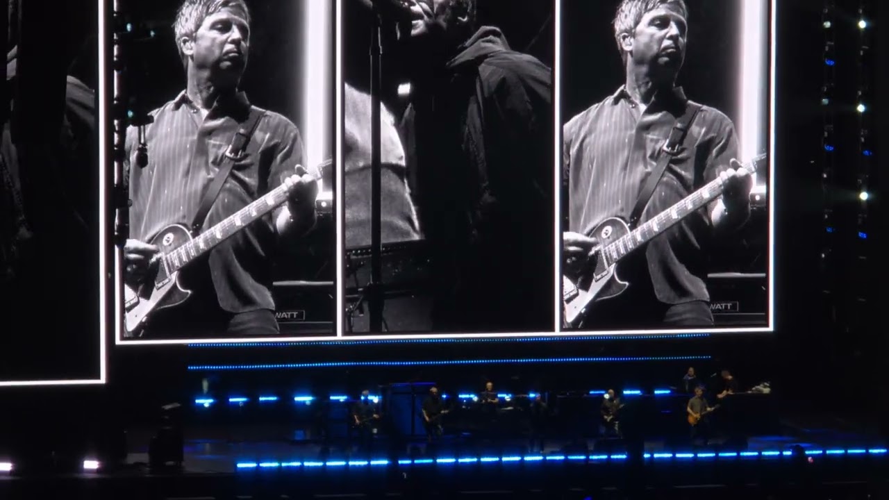Oasis - intro + Hello - Buenos Aires Argentina 11-15-2025
