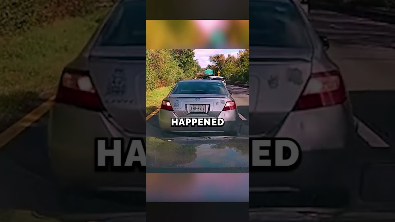 Crazy scammer 😱#like #fyp#carcrash #car#like#fypシ#shortvideo #viral #viralvideo