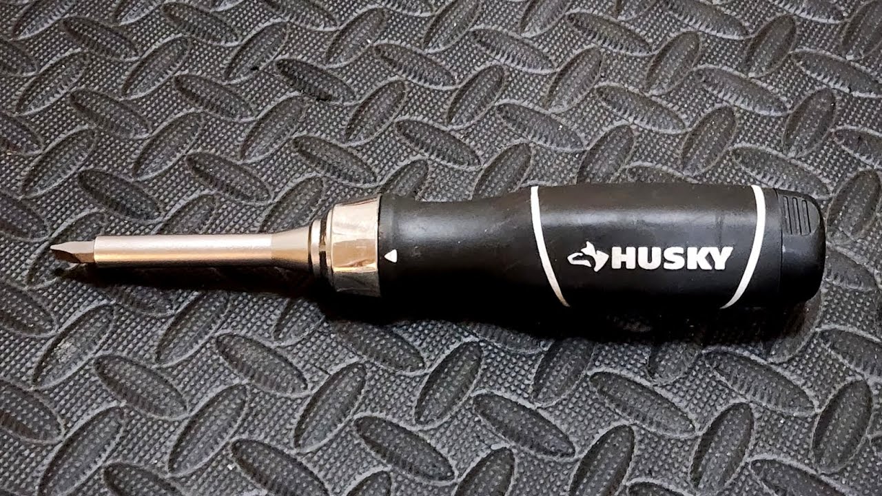Destornillador a matraca, multipunta. Husky.
