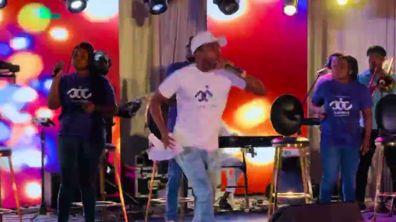 Osoro Taa W’akyi by Moses OK