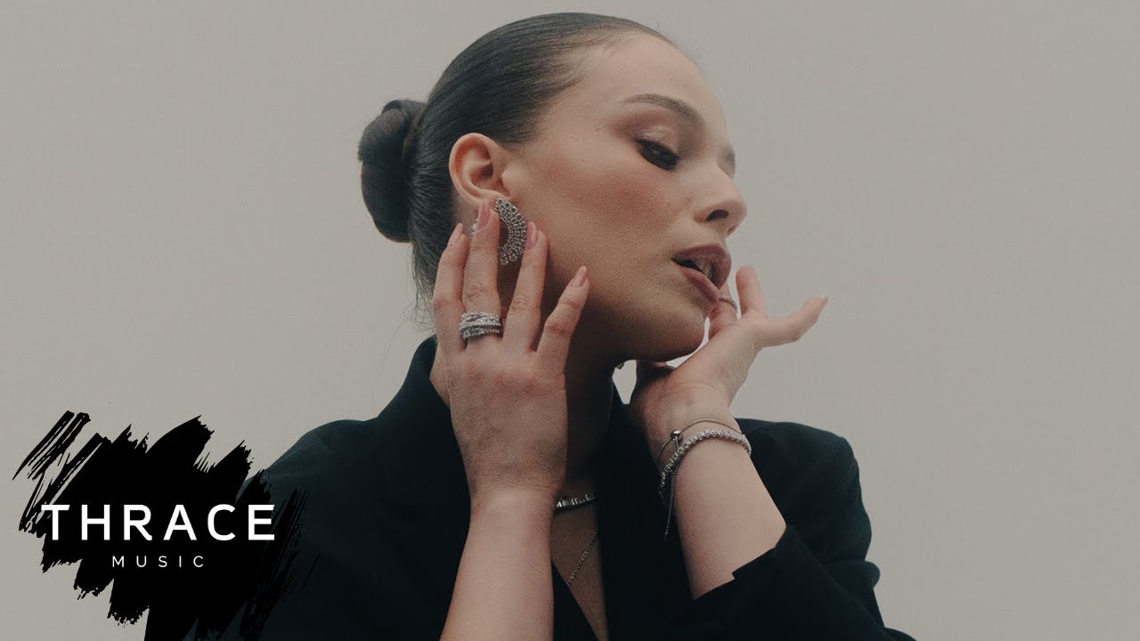 Monoir, Fuat Avsel, Aledaida - Break Me (Official Video)