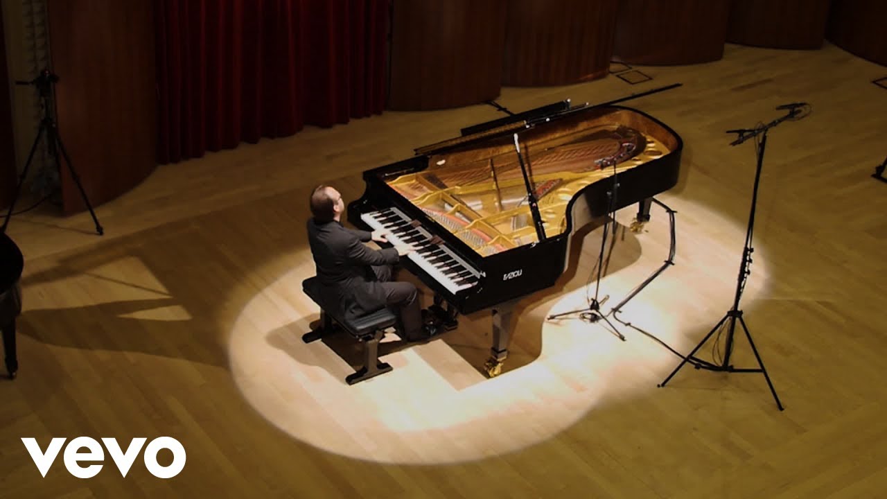 Roberto Prosseda - La Leggenda del Pianista sull'Oceano (Alternate Studio Video)
