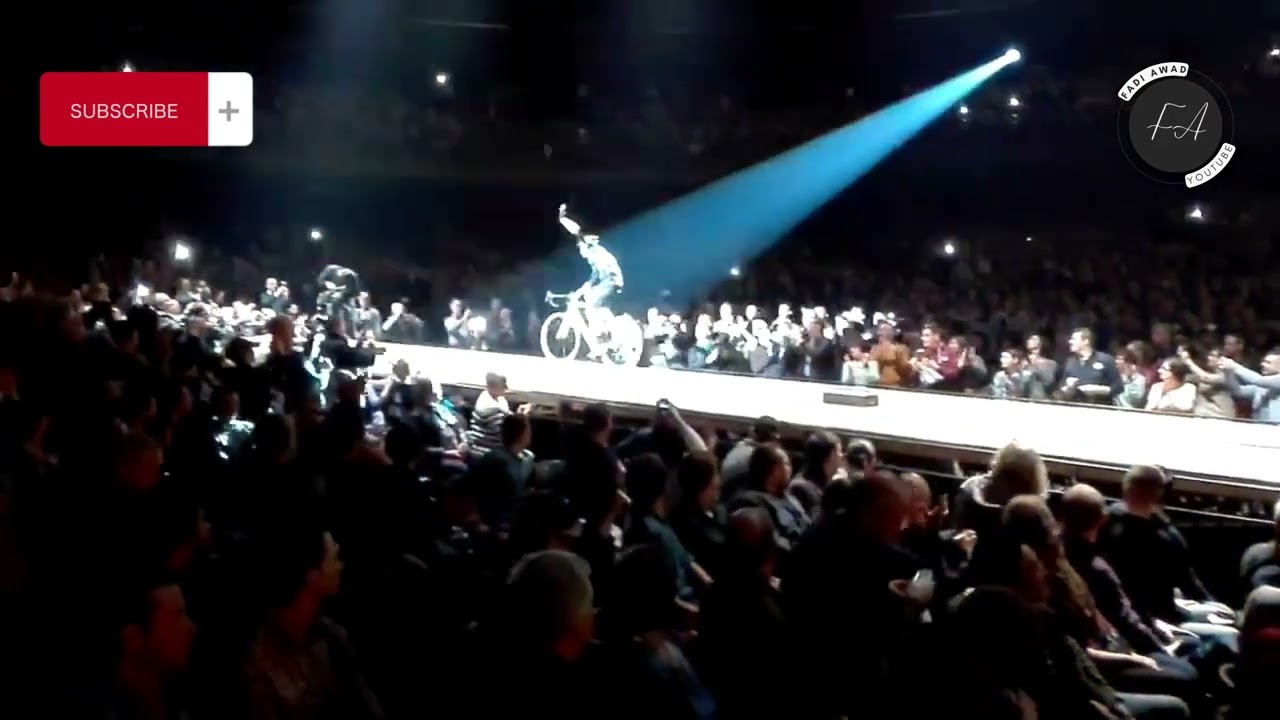 Sven Nys fietst in 't sportpaleis van Antwerpen