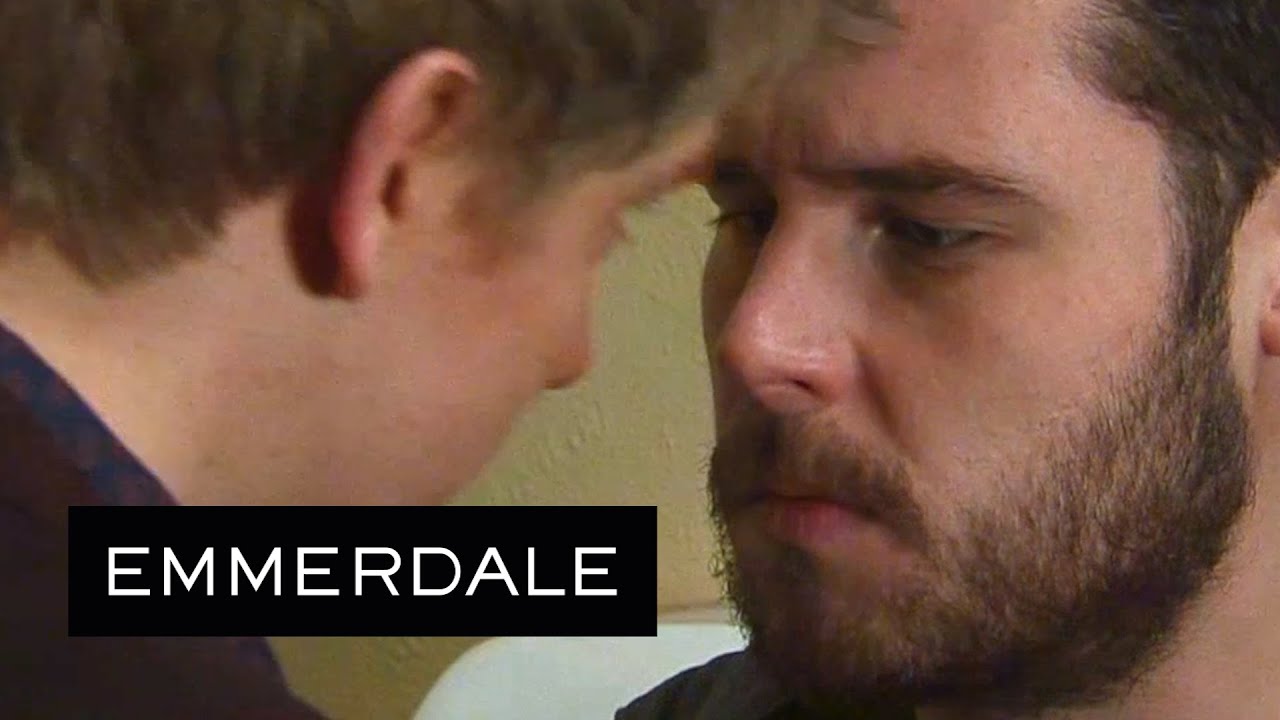 Emmerdale - Robert And Aaron Kiss In The Toilets