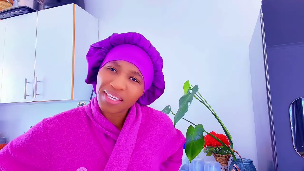 Tladi meets Tshobotsi 😂😂😂