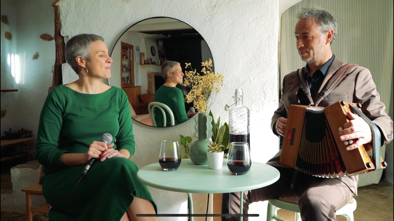 Anna Roig i Carles Belda - Una caseta (Cançó inclosa dins el recital 