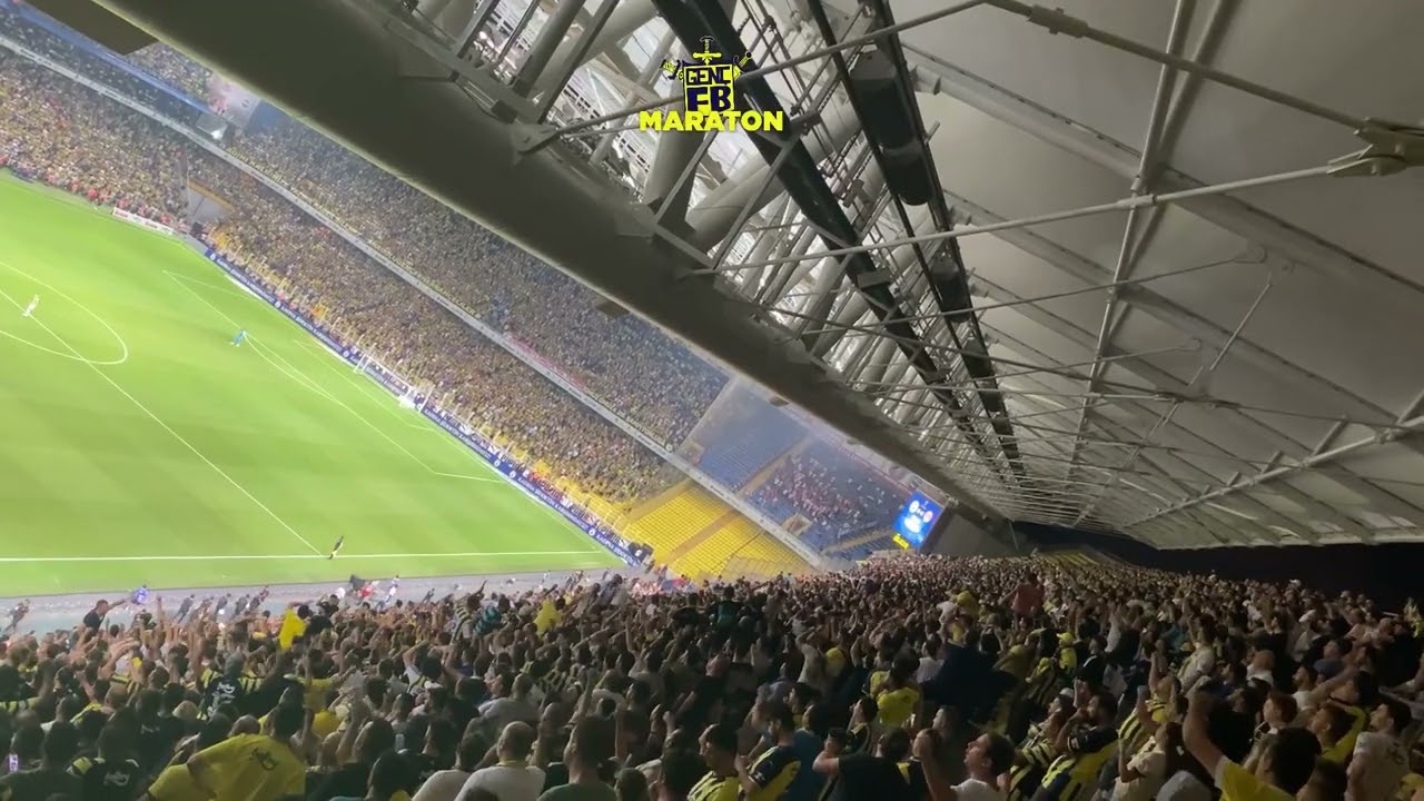 FENERBAH&Ccedil;EMİZ-&Uuml;mraniyeSpor Ma&ccedil;ı Maraton &Uuml;st Trib&uuml;n&uuml;
