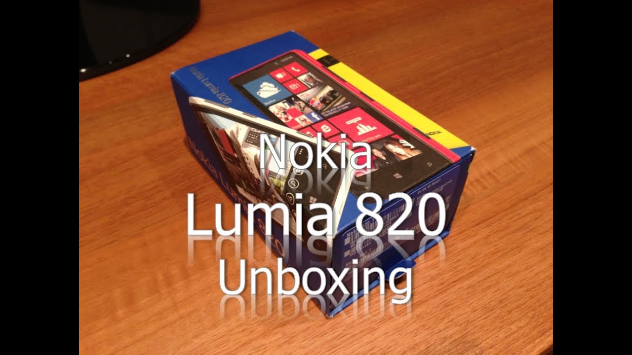 Nokia Lumia 820 Unboxing