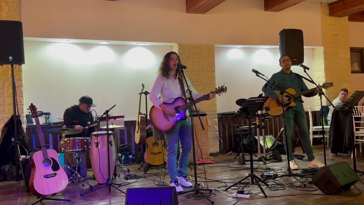 Cor în univers - Raluca Manea compoziție (colind)