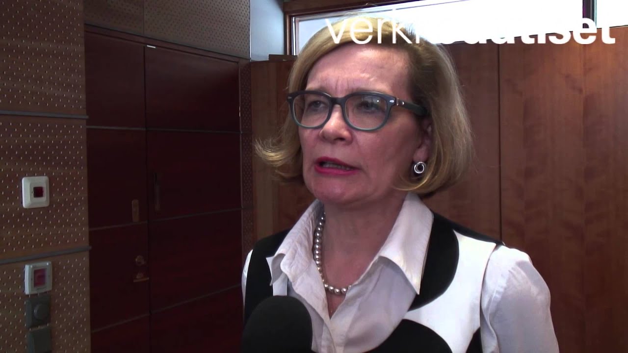 Puheenjohtajaehdokas Paula Risikko talouspoliittisessa videotentiss&auml;